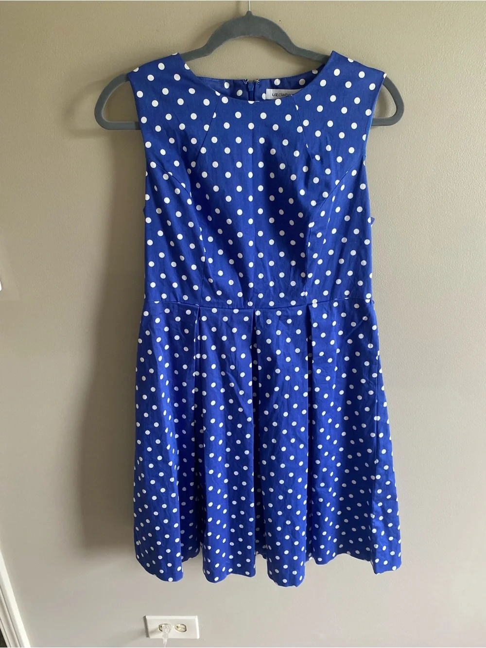 Liz Claiborne sleeveless midi